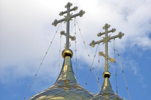 кресты на куполах